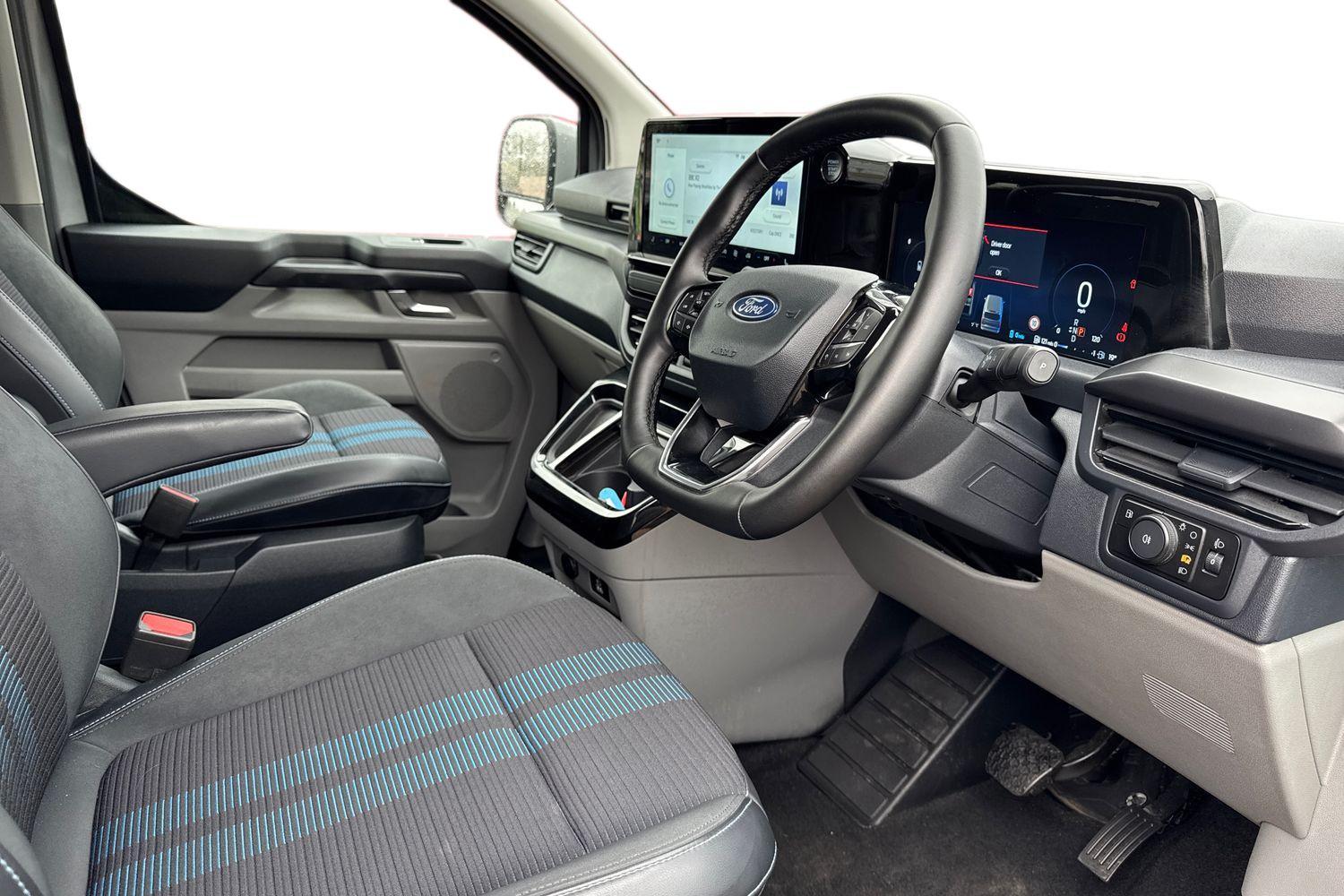 Ford TRANSIT CUSTOM Photo 13