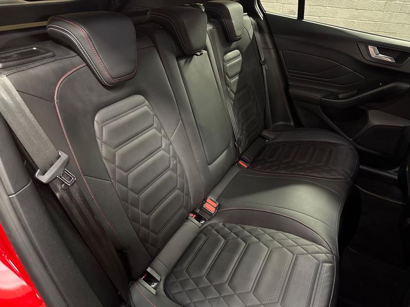 Used Ford Focus GN72OWG 40