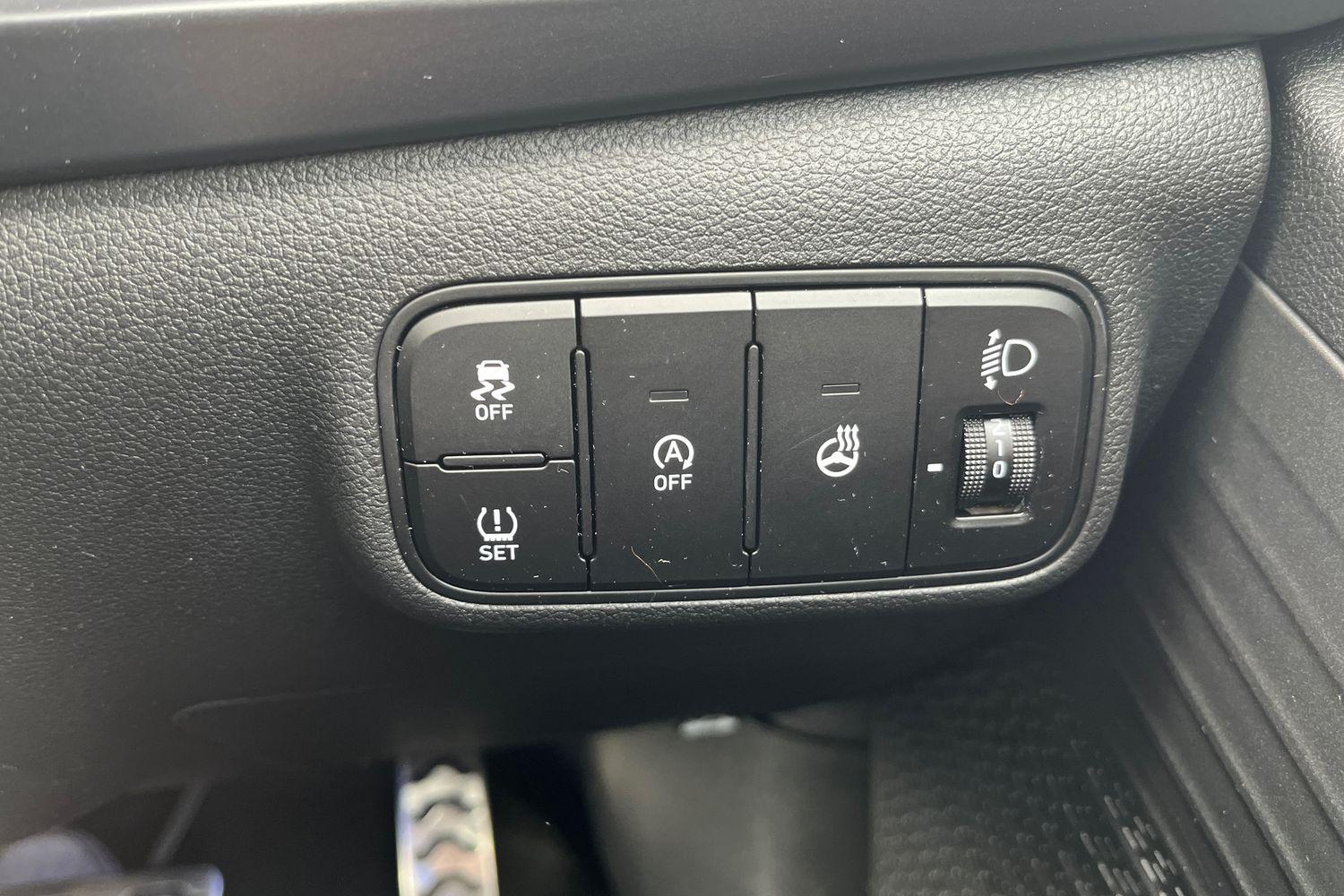 Hyundai BAYON Photo 29