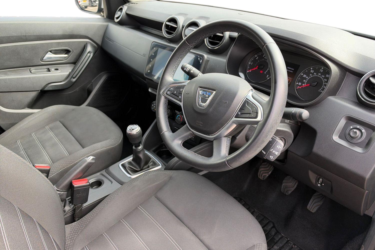 Dacia DUSTER Photo 8