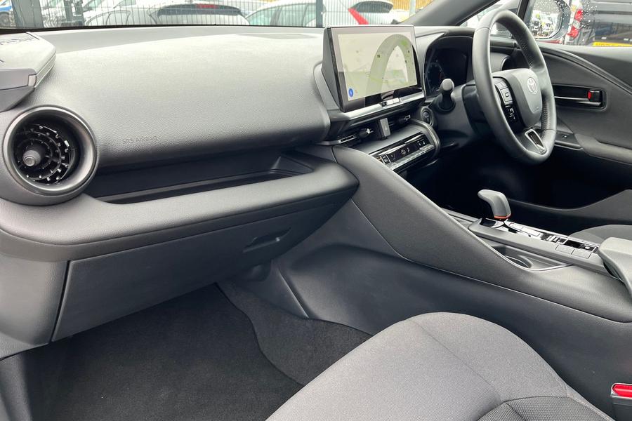 Toyota C-HR Photo autoimg-eb2ab00c865b4889d76fa8a04e1f2e935b97a092.jpg