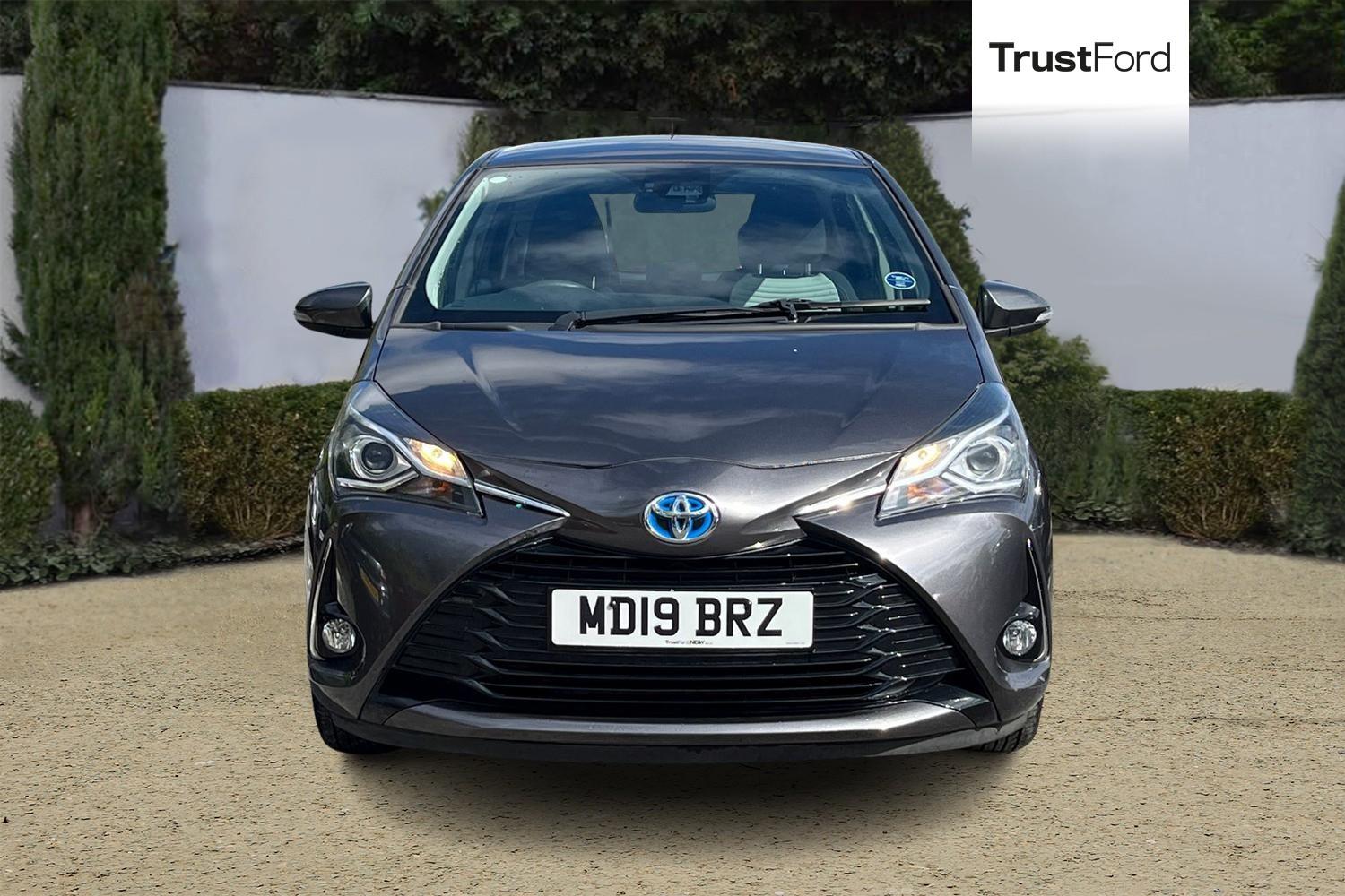 Toyota Yaris Photo 5
