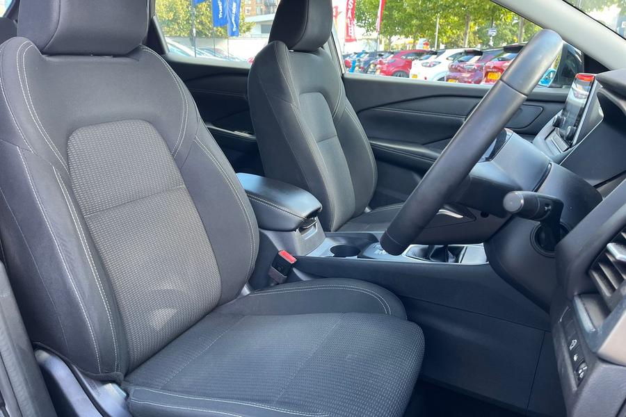 Nissan QASHQAI Photo autoimg-eb3351136e63456f3a72fba7d676ded919f9fba2.jpg
