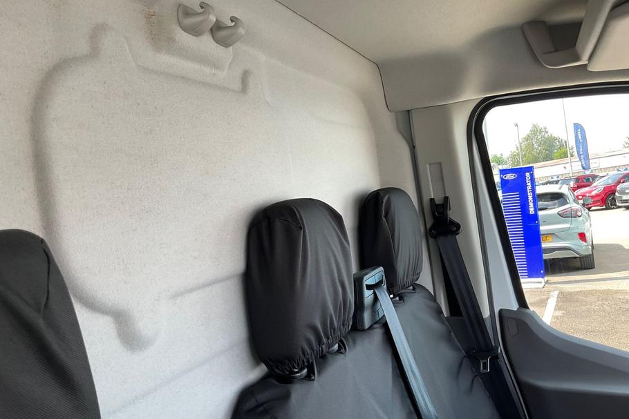 Used Ford TRANSIT EO74TNX 40