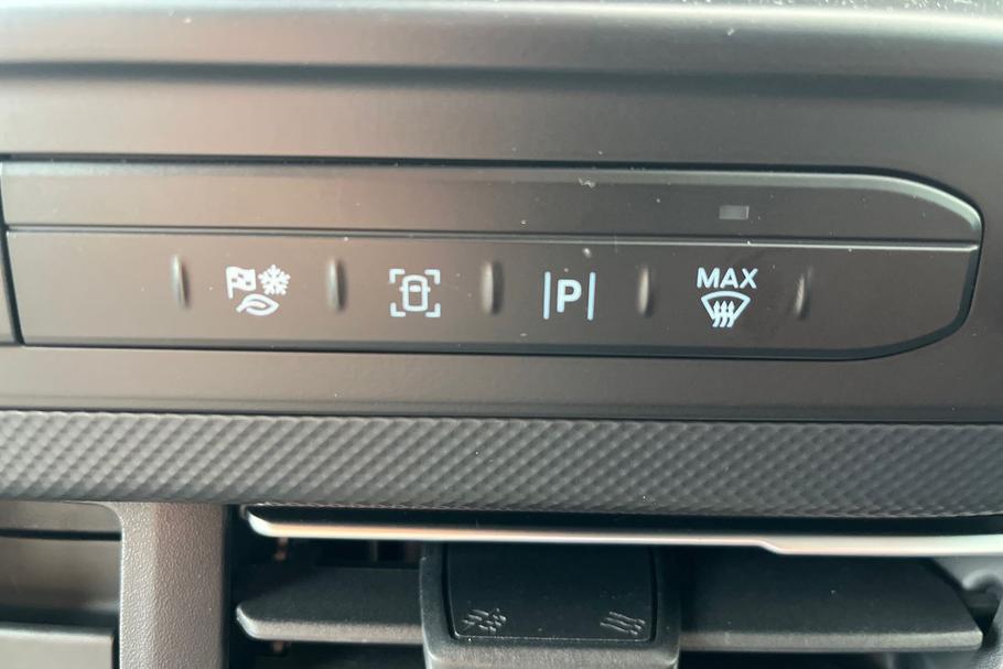 Used Ford TRANSIT CUSTOM 26