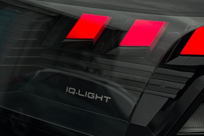 VOLKSWAGEN T-Roc Photo 39