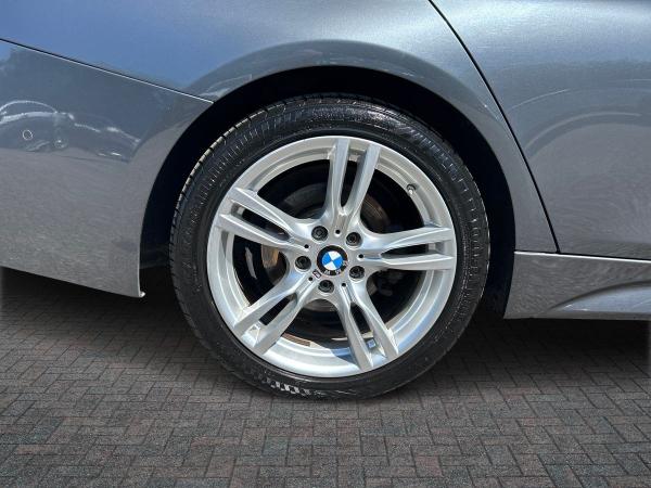 BMW 3 Series Photo autoimg-eb40a2850ae8356a60f71c5c2d80ca814670bd90.jpg