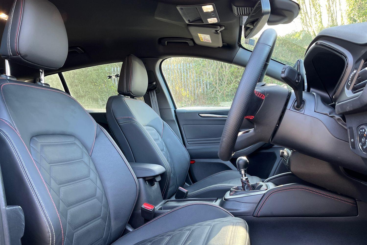 Ford Focus Photo 16