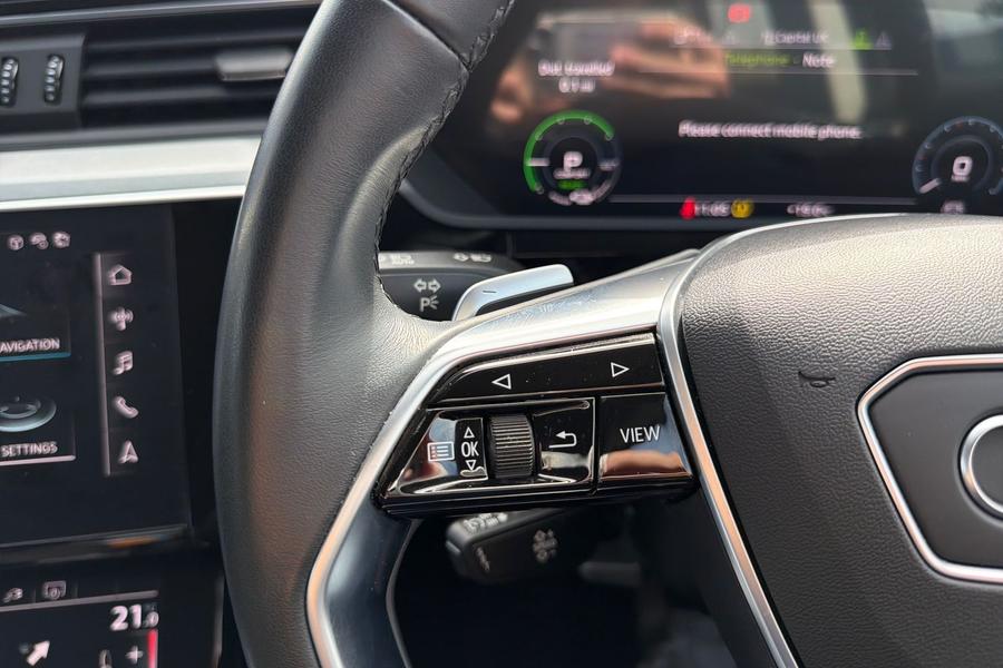 Audi E-TRON Photo autoimg-eb4580fdb6c6099c7519668ea2643ff547fe424b.jpg