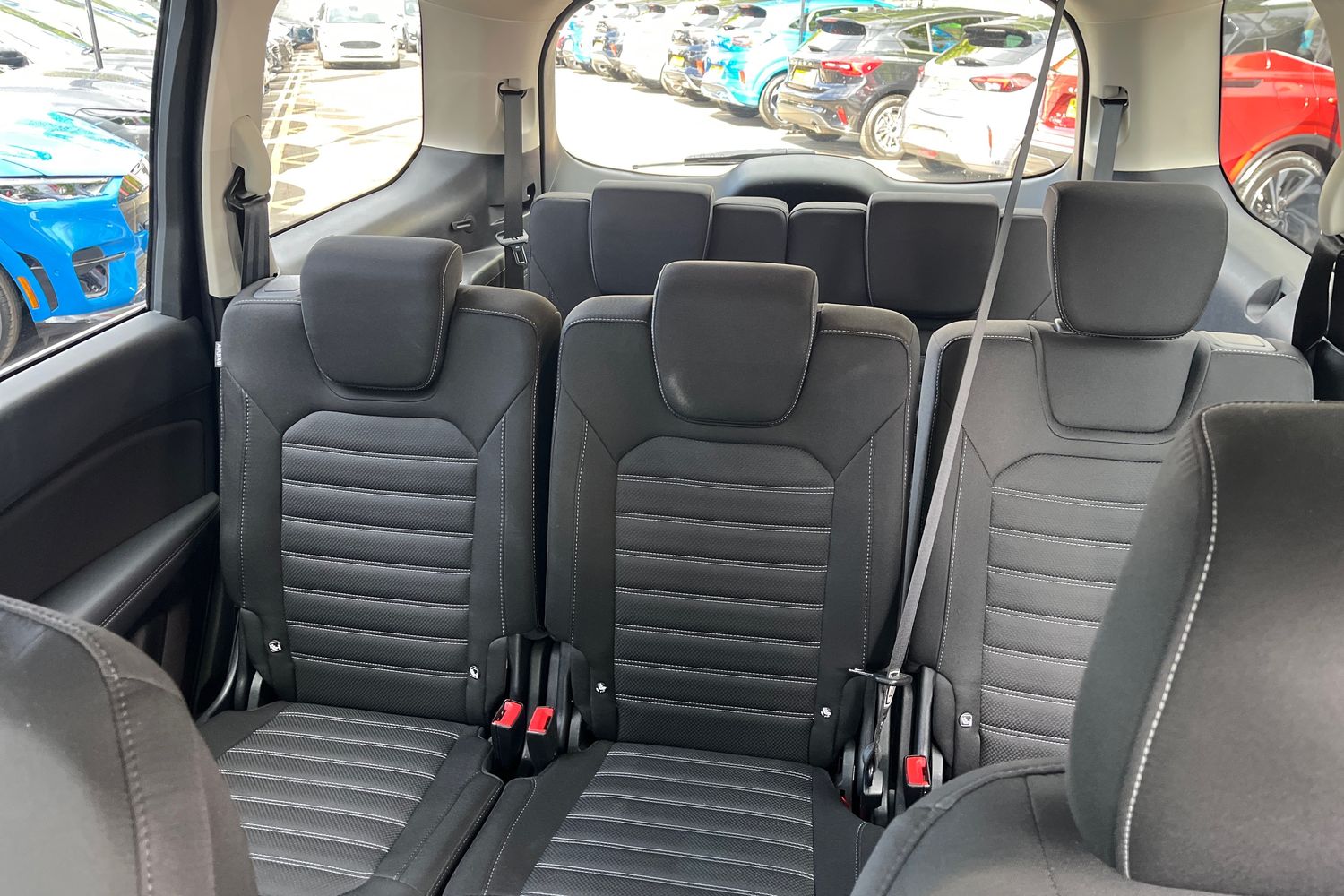 Ford GALAXY Photo 29