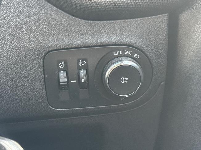VAUXHALL Crossland X Photo 29