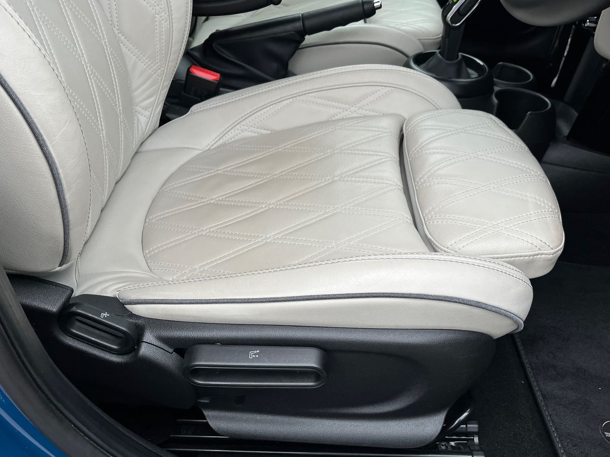 MINI Hatch Photo 30