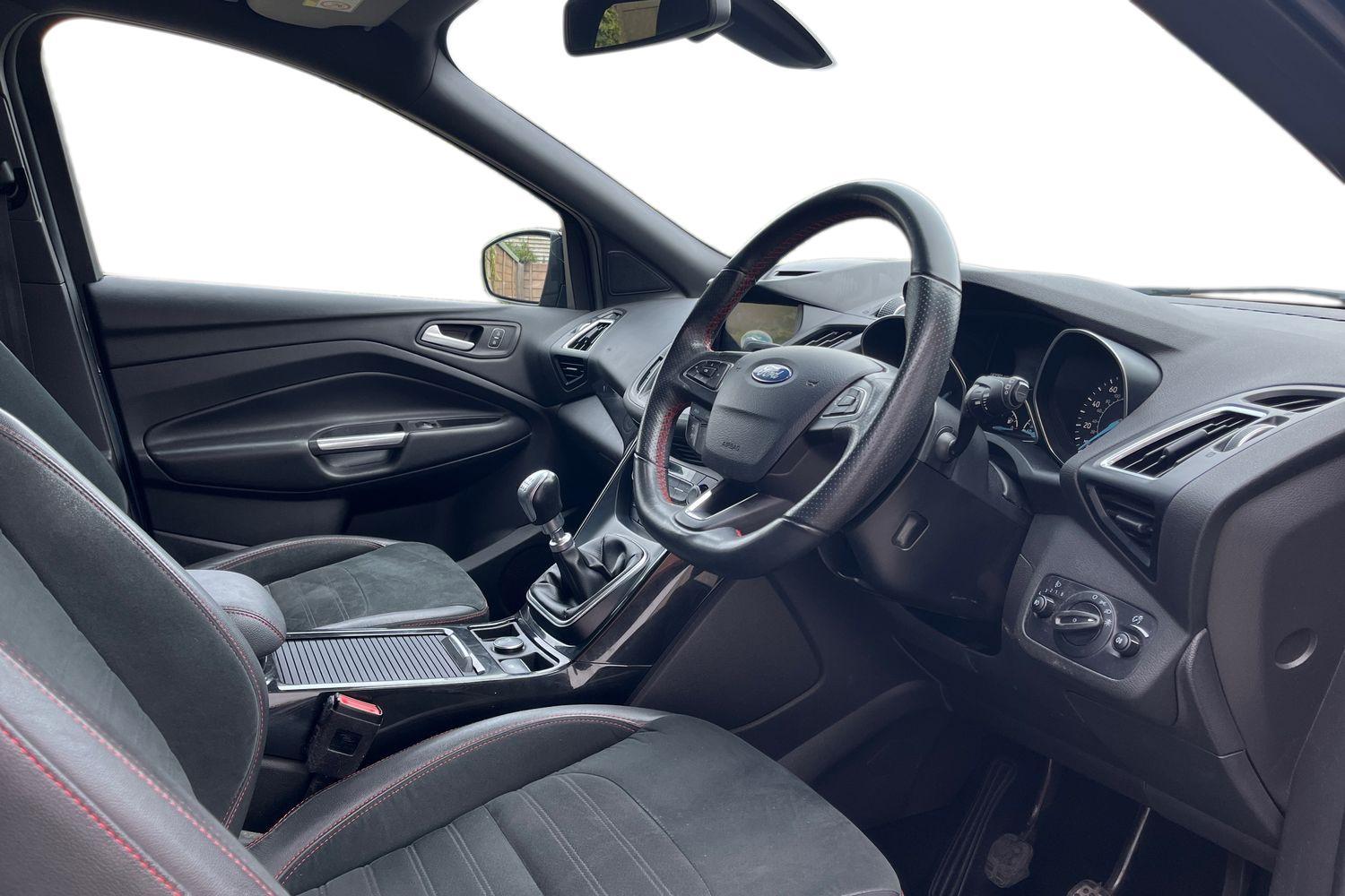 Ford KUGA Photo 8