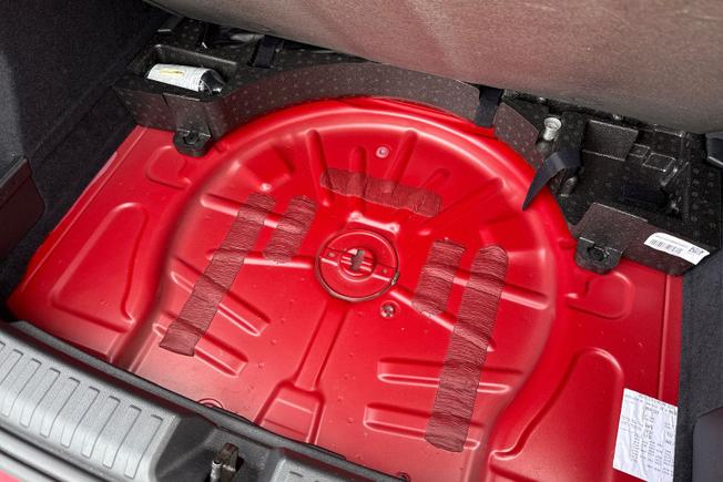 AUDI S3 Photo 27