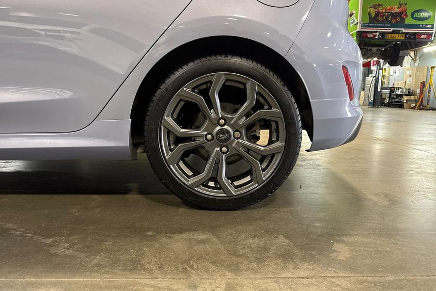 Ford FIESTA Photo autoimg-eb561a90086897db12ac8e79955bdb057142c343.jpg