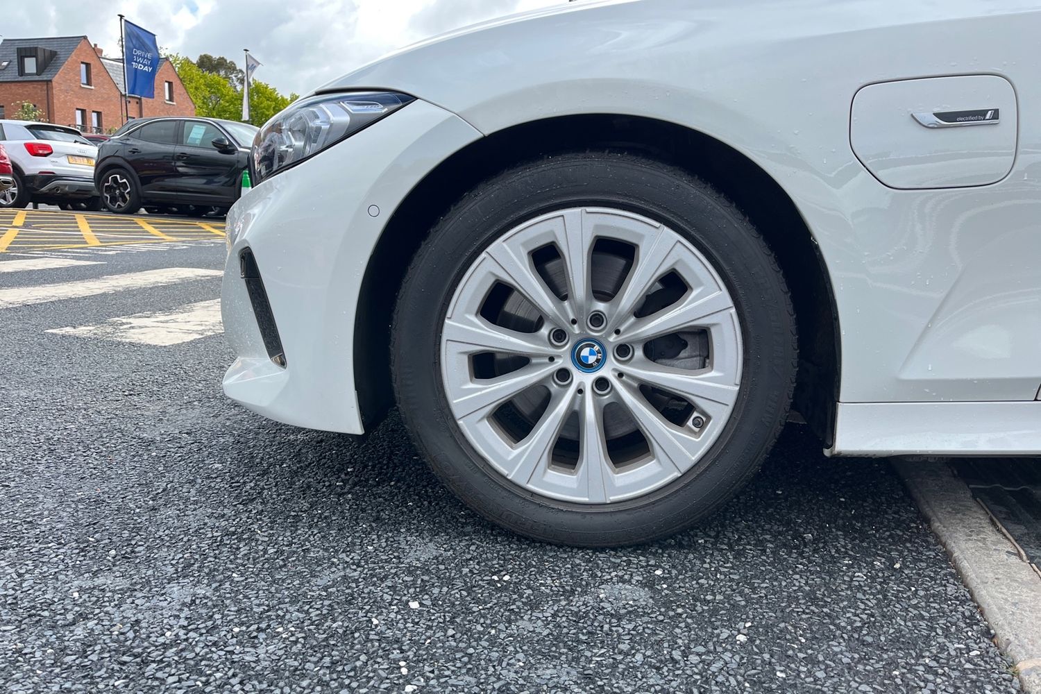 BMW 3 SERIES Photo 7