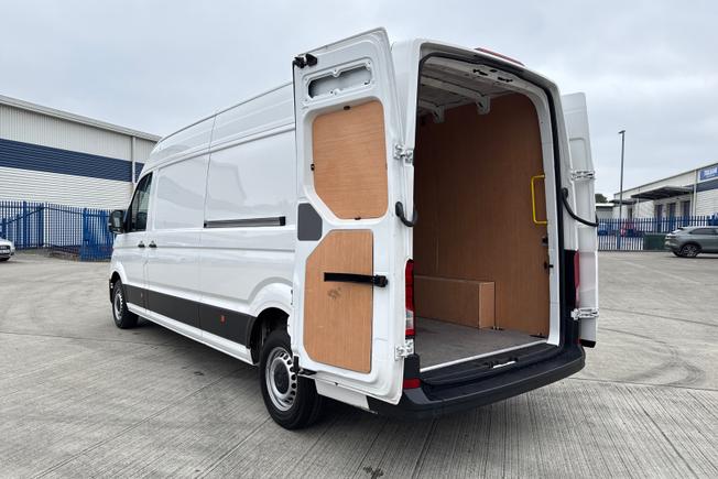 VOLKSWAGEN Crafter Photo 32