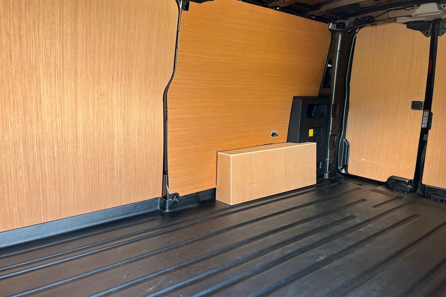 Used FORD E-TRANSIT CUSTOM YA75TXL 4