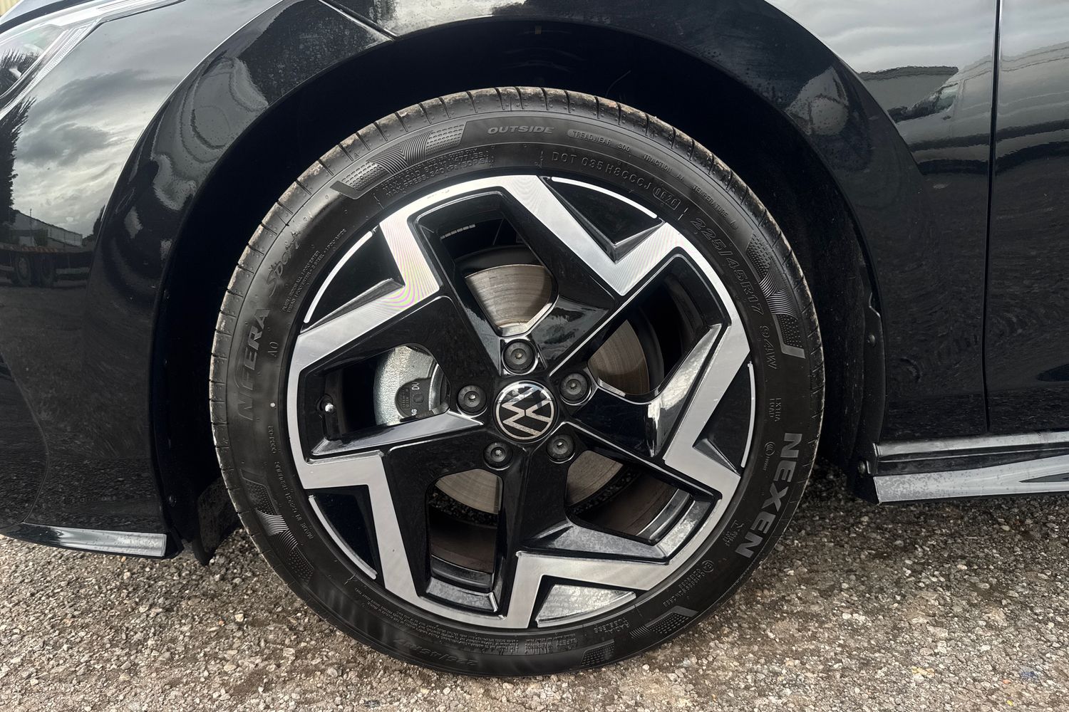 Volkswagen GOLF Photo 24