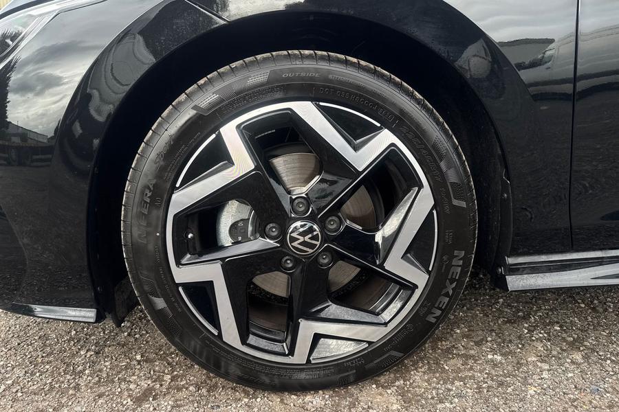 Volkswagen GOLF Photo autoimg-eb6d8cd855ef1e609623e4bfb05ae5af76c18802.jpg