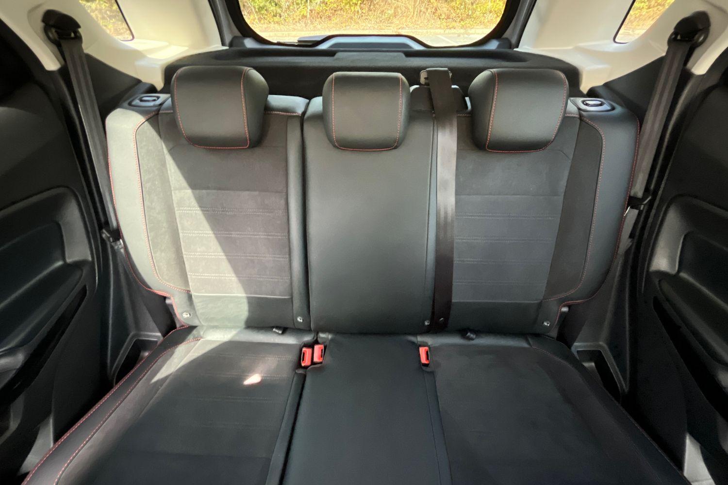 Ford ECOSPORT Photo 19