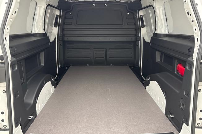 VOLKSWAGEN ID. Buzz Cargo Photo 12