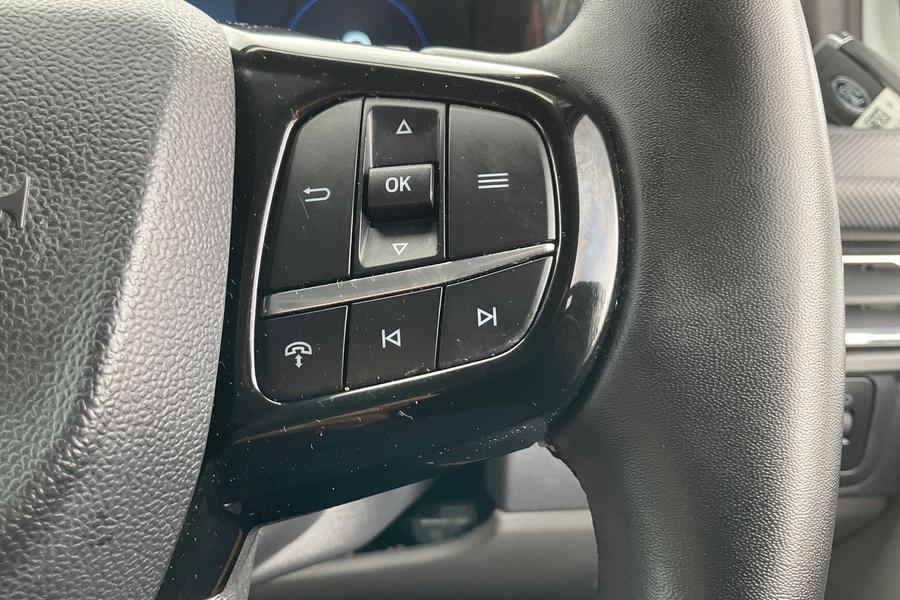 Ford TRANSIT CUSTOM Photo autoimg-eb70fc688cd1d55893e63b98113970ac3610bcb5.jpg
