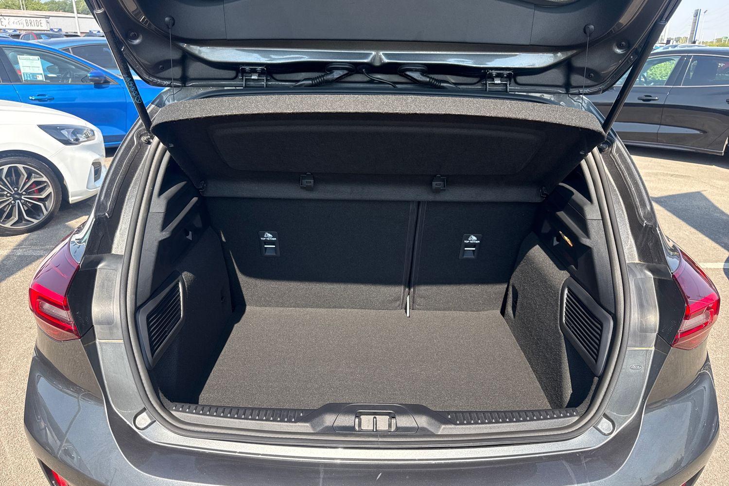 Ford FOCUS Photo 20