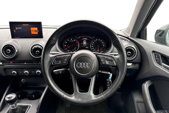 Audi A3 Photo 11