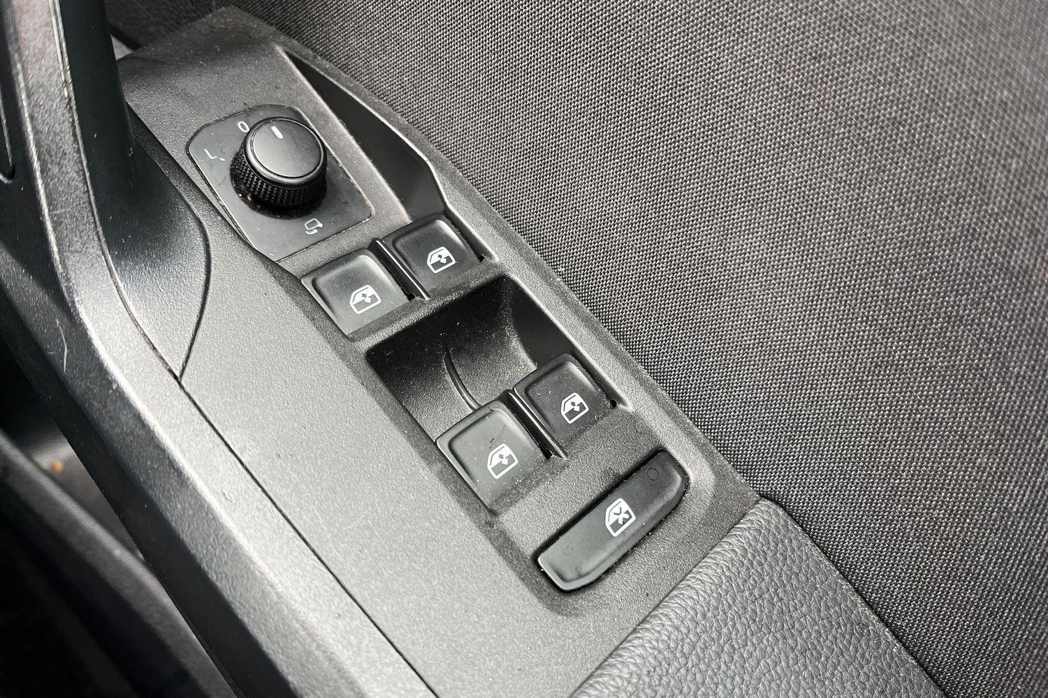 SEAT Arona Photo 15