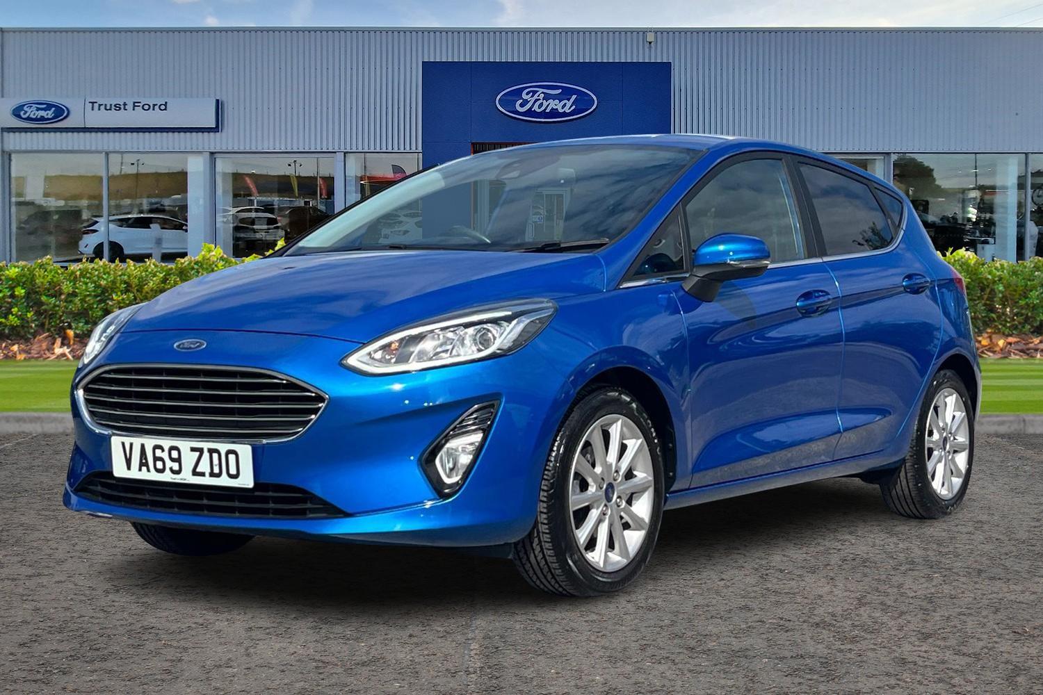 Ford Fiesta Photo 4
