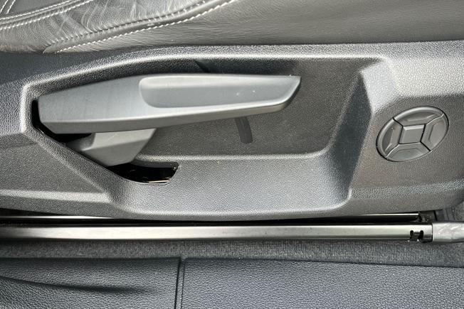 AUDI Q3 Photo 54