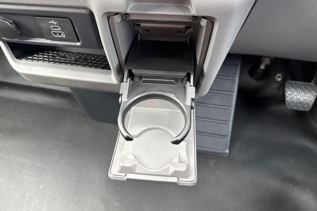 VOLKSWAGEN Transporter Photo 47
