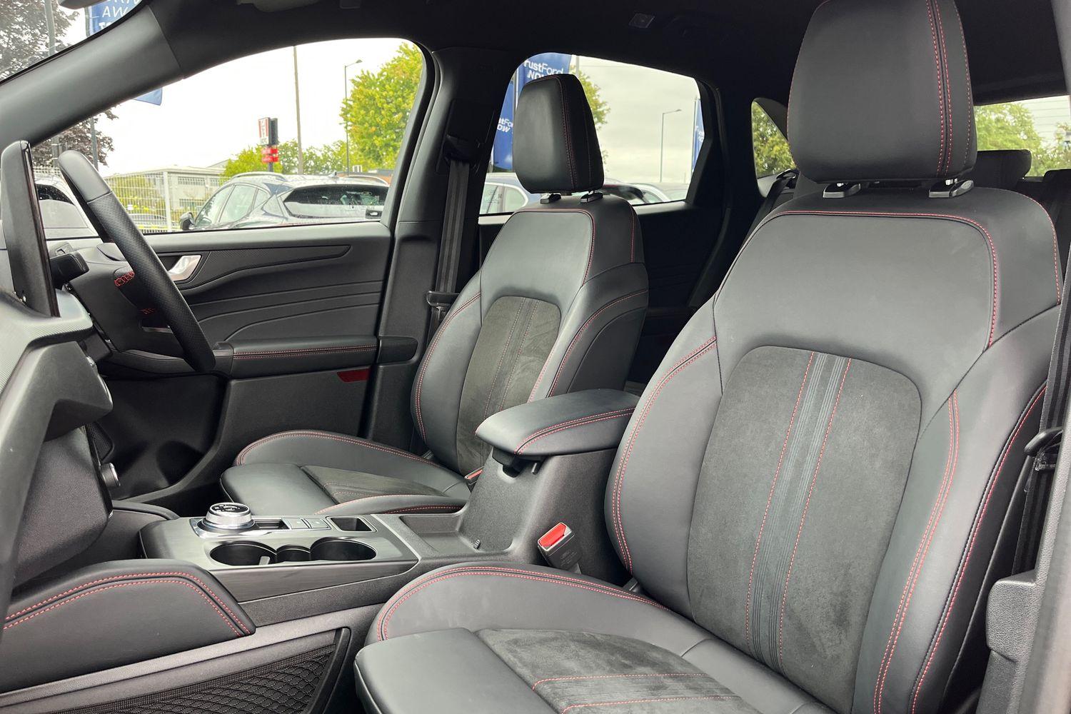 Ford Kuga Photo 18