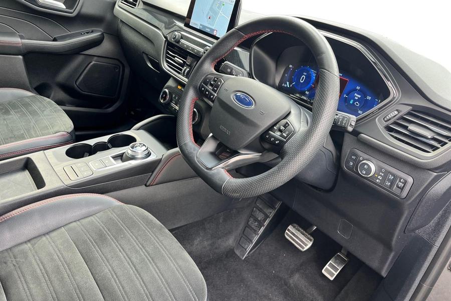 Ford Kuga Photo autoimg-eb810a5b04ea95329a556ceb2105bb7da29fdca4.jpg