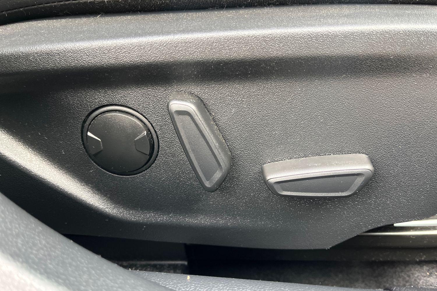 Ford FOCUS Photo 39