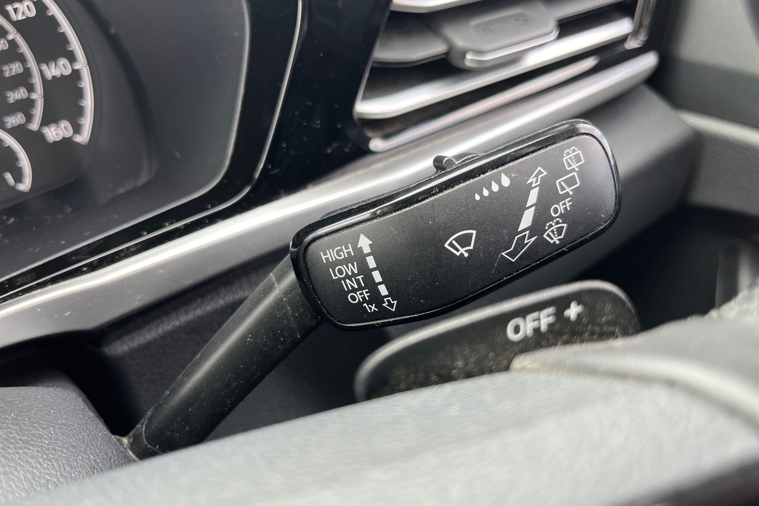 Ford TOURNEO CONNECT Photo 14