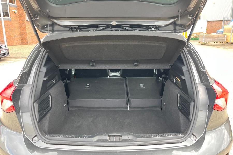 Ford Focus Photo autoimg-eb8520b53e59611051447a6f150f54b808df7e54.jpg