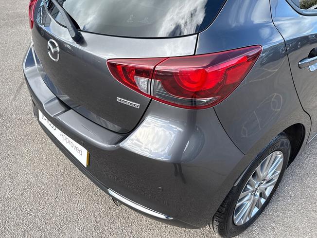 MAZDA Mazda2 Photo 23