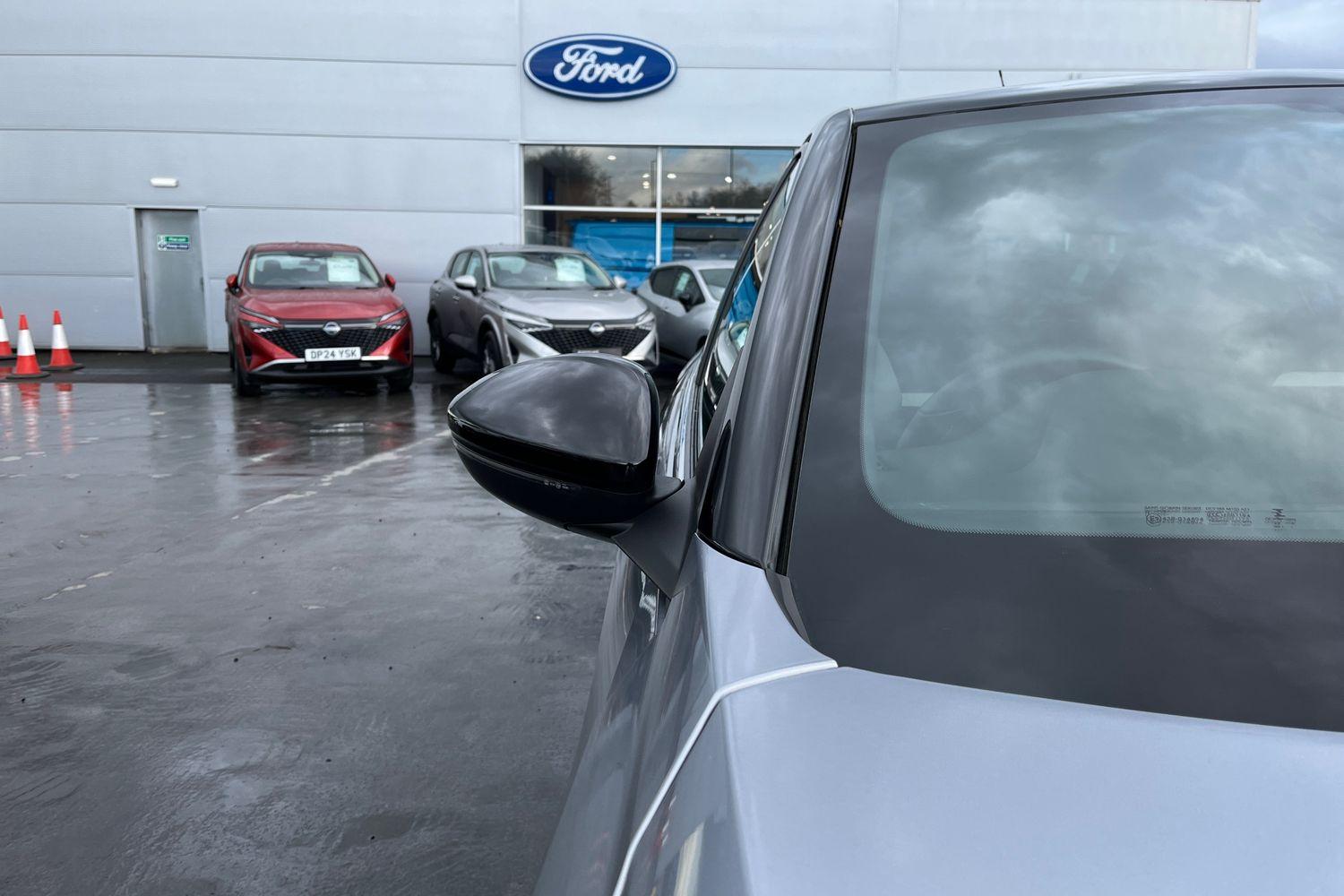 Vauxhall CORSA Photo 24