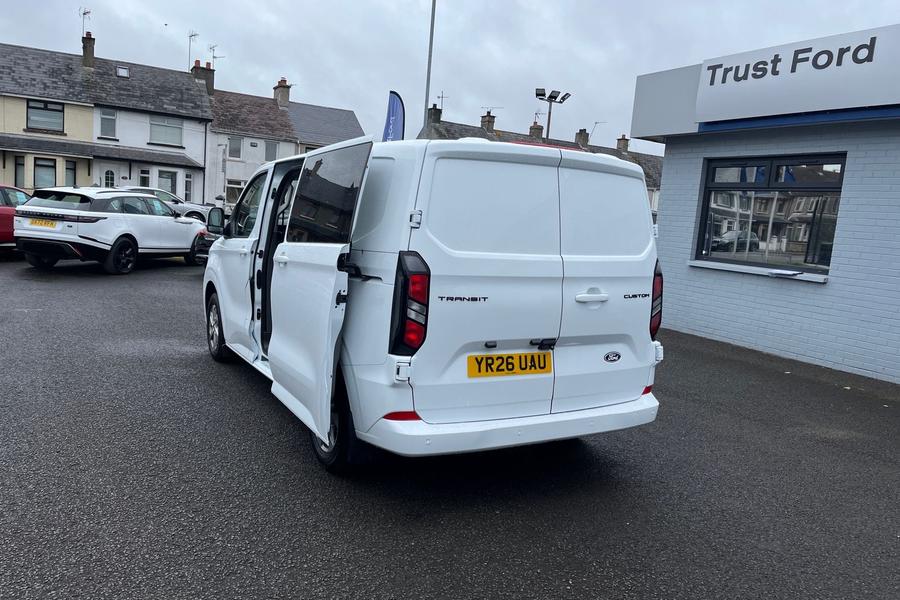 Ford TRANSIT CUSTOM Photo autoimg-eb881da49a1d558ac4a9f3fde2d206f38a6a1527.jpg