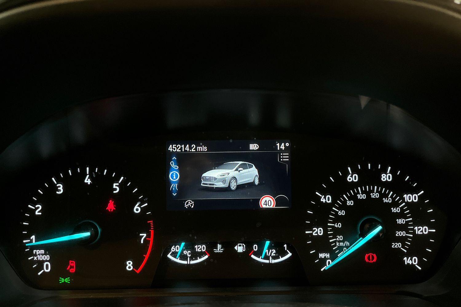 Ford FIESTA Photo 12