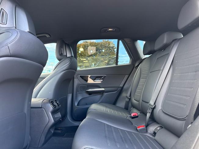 MERCEDES-BENZ Glc Photo 44