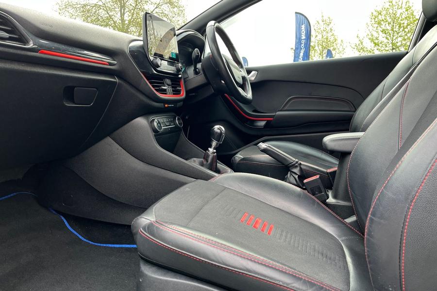 Ford Fiesta Photo autoimg-eb917867199e8e941745f6ea0f8f5d12059e0bf9.jpg