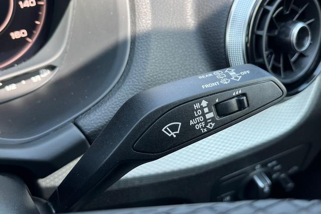 AUDI Q2 Photo 35
