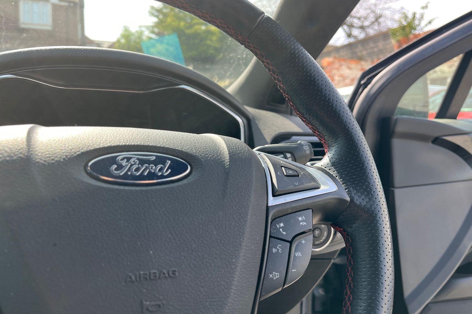 Ford MONDEO Photo 28