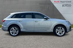Audi Q7 Photo 4