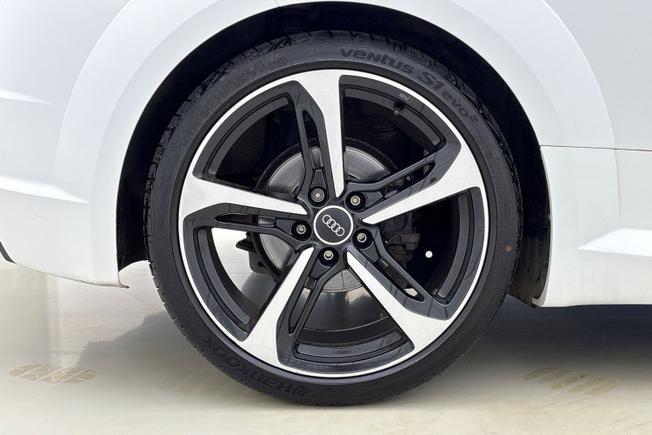 Audi TT Photo 5