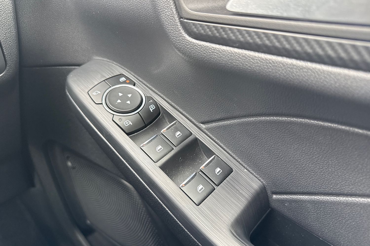 Ford KUGA Photo 15