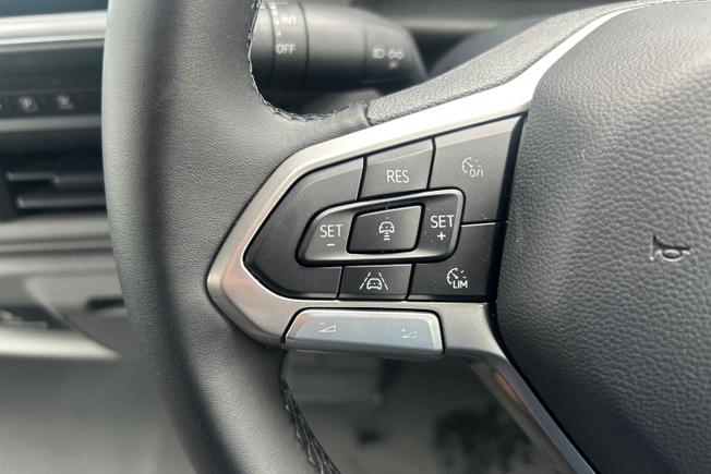 VOLKSWAGEN e-Transporter Photo 16